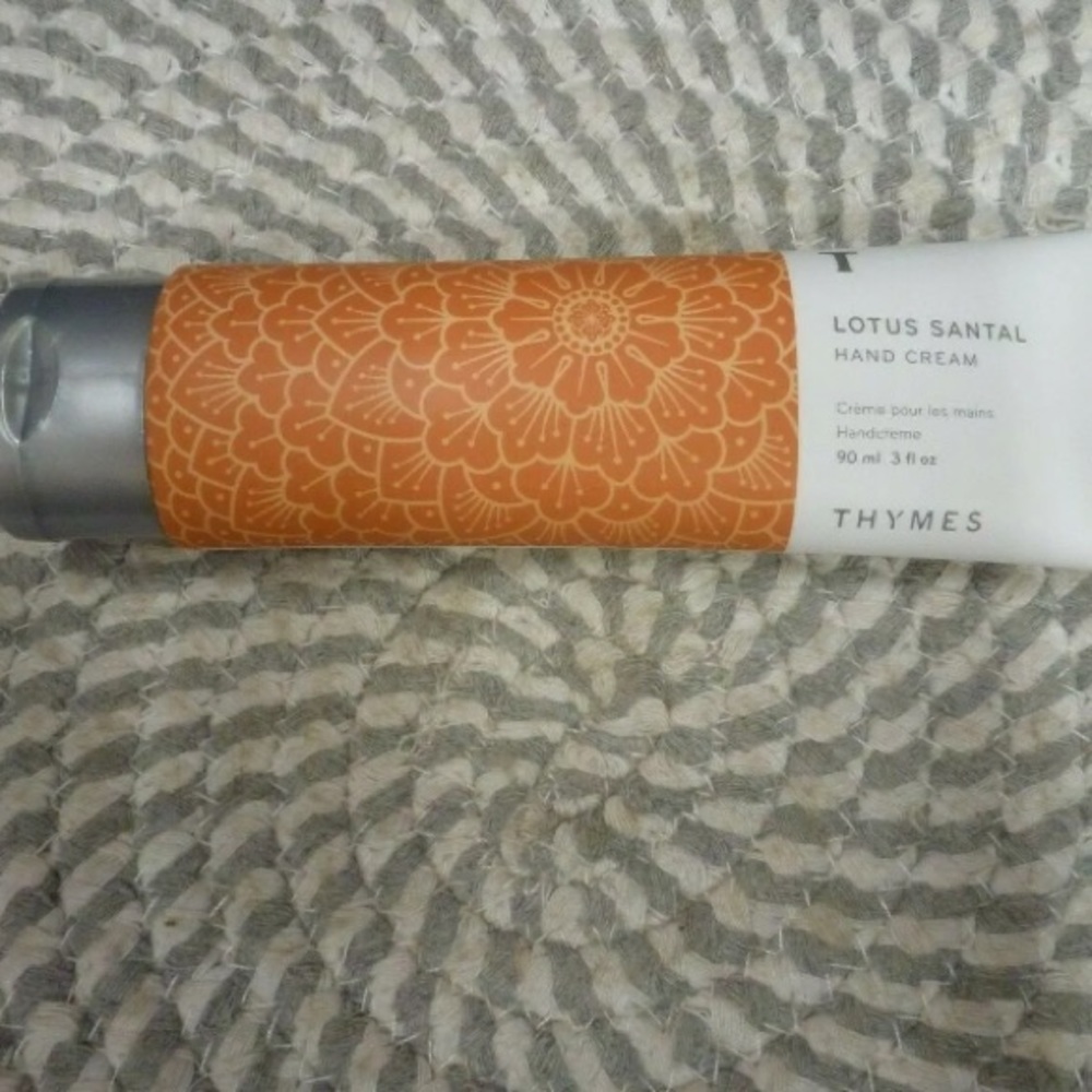 Thymes Lotus Santal hand cream